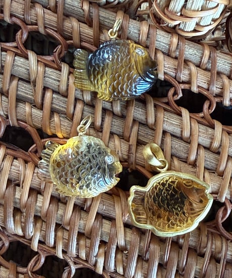 Hima ヒマ 22Kgold ターガーアイ たい焼き 💎ダイヤモンドeye ペンダント