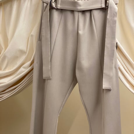 【 Kana Kawasaki 】stretch flared pants