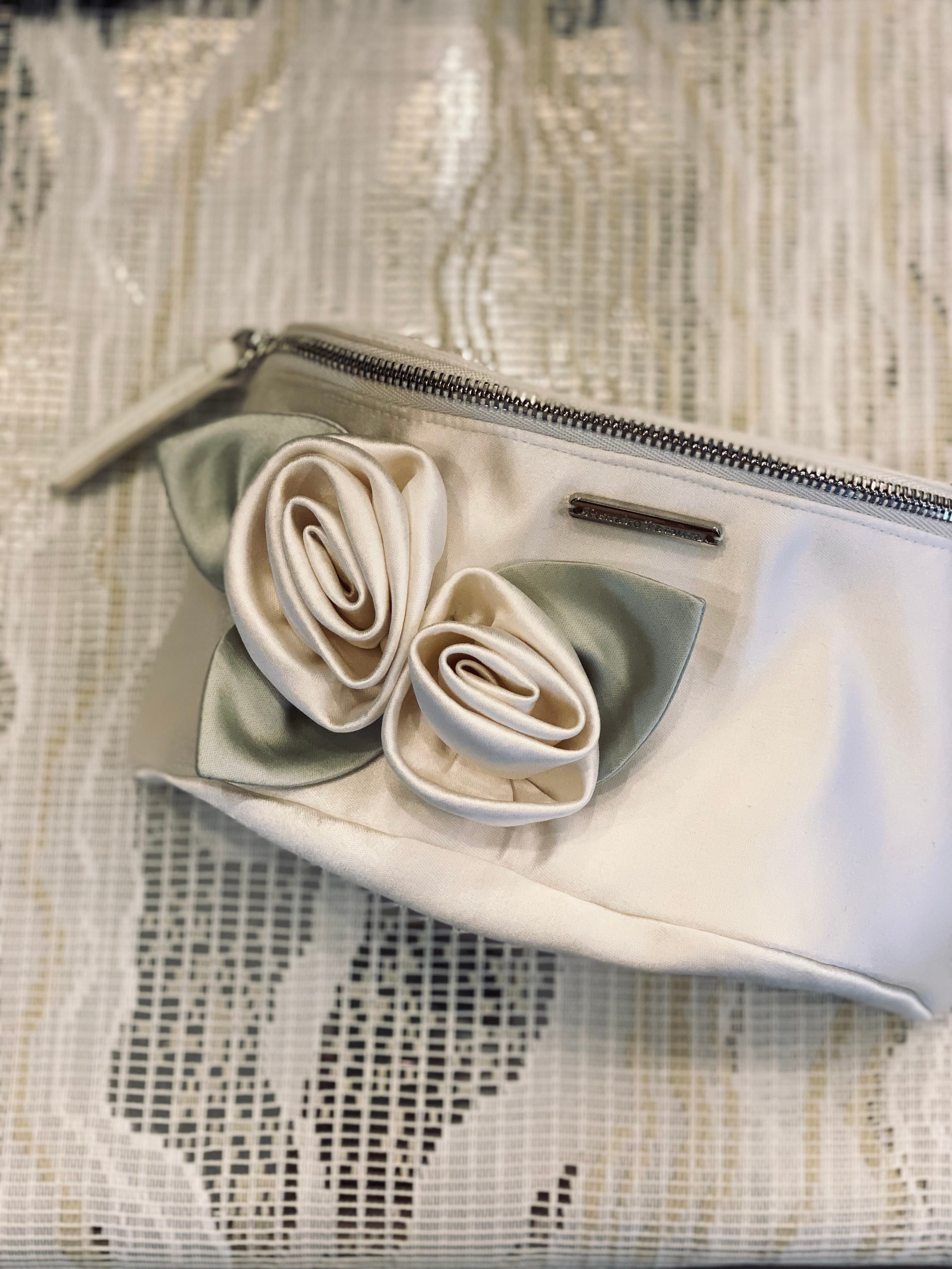 Kanako Tamura 】 Satin Rose Belt Bag | 木宮商店 -蔵前-