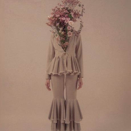 【 overlace 予約 】 flared hem tailored jacket