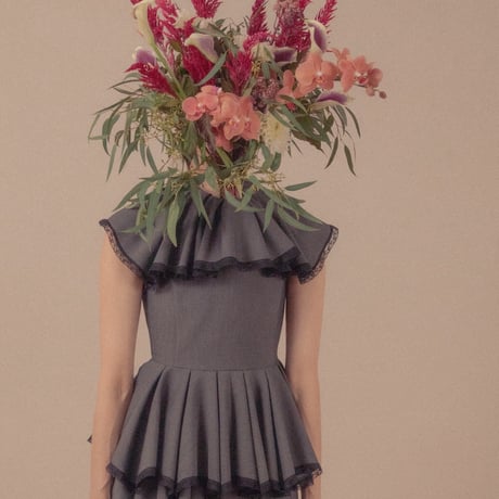 【 overlace 予約 】 flared cape blouse
