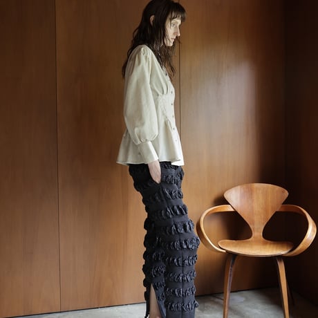 【 MAHOROOGINO 予約 】 Frame Tuck Blouse -2027年3月～4月発送予定-