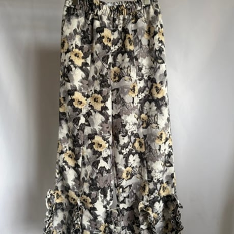 【 PoI 予約 】 flower frill pants -2027年2月発送予定-