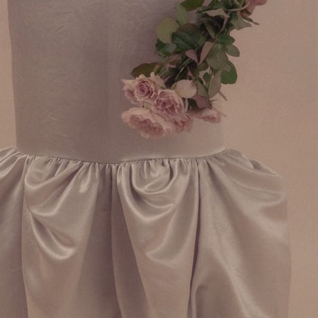 【 overlace 予約 】 bulb hem skirt