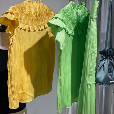 【 ritsu 予約 】 3D-printed Miyazaki fruits blouse -2027年3月～5月発送予定-