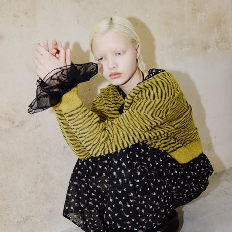 【 PoI 】 jaquard nami knit CD