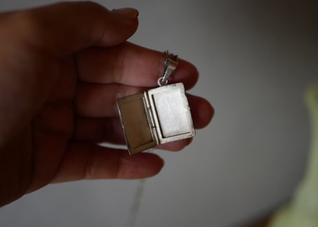シルバー　ロケットペンダント　フランスアンティーク　ネックレスチェーン付き　ブロカント　アクセサリー