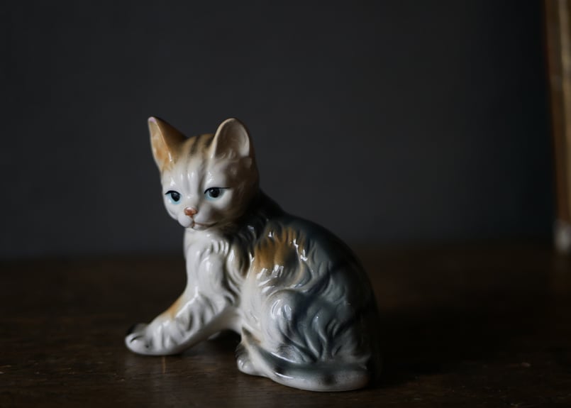 neko 2 フィギュリン 猫 フランスヴィンテージ ブロカントのある