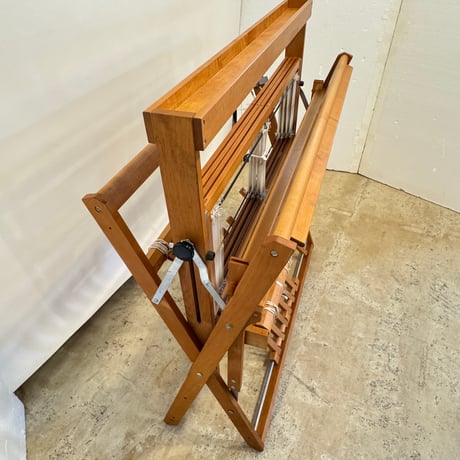 【※別途送料要・A262】<Schact spindle> ジャッキ式織機 織幅90cm  踏板6枚 綜絖4枚