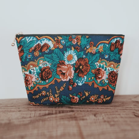 Hedge witch ポーチ