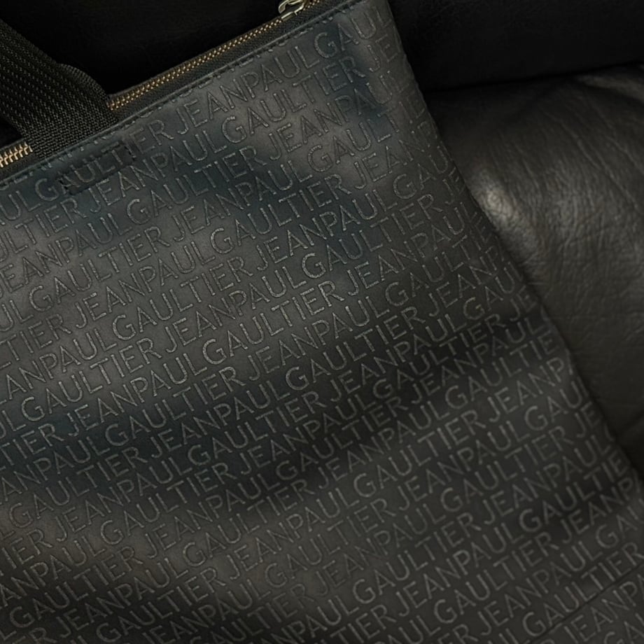 6a5b18c35840994fb4adc516