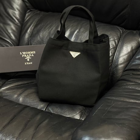 新品 prada tote bag