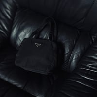 prada nylon logo bag E