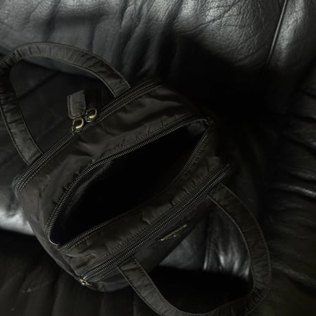 prada nylon logo bag E