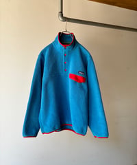 “Patagonia” snap tee