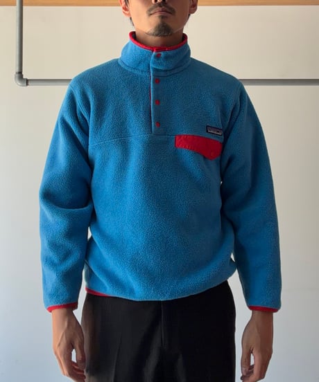 “Patagonia” snap tee