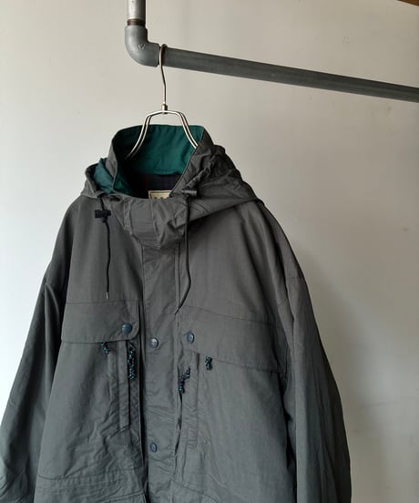 “L.L. Bean” nylon detachable hoodie half coat