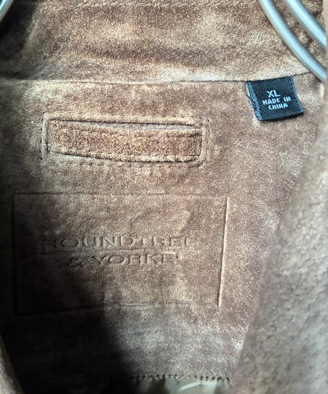 “Roundtree&Yorke” brown suede jacket