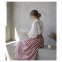 そのままお出かけリネンギャザーエプロン／コットンリネンエプロン／くすみパステルカラーのクラシックピンク