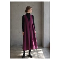 くるみボタンがアクセント！後ろ姿が綺麗なコットンリネンワンピース／前後2wayタックリネンジャンパースカート／ボルドー