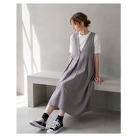 くるみボタンがアクセント！後ろ姿が綺麗なコットンリネンワンピース／前後2wayタックリネンジャンパースカート／シルバーグレー