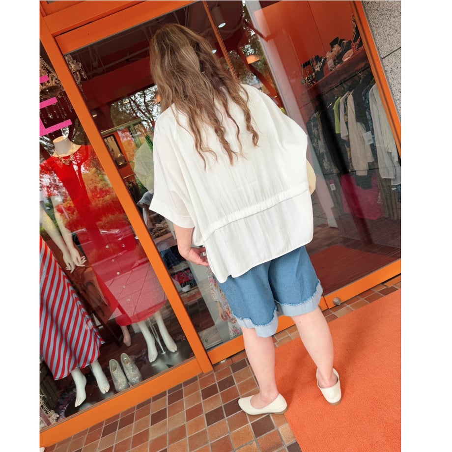 6a2fa5564e941c0d8b47a04c