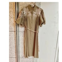 【S〜Lサイズ】パフスリーブエンブロイダリー半袖ワンピース