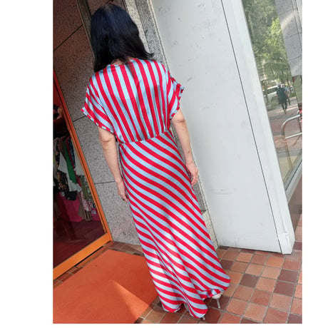 【S〜Lサイズ】イタリアインポート サテンストライプワンピース
