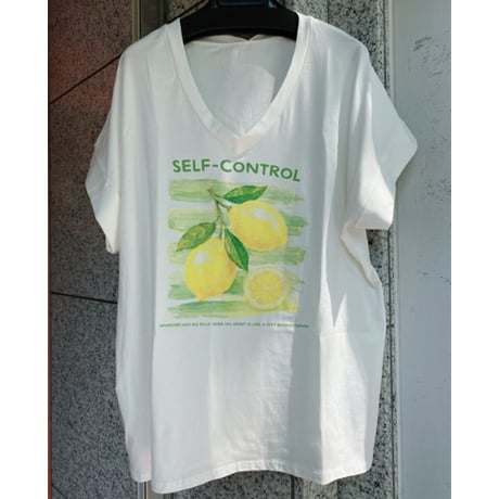 【大きいサイズ】イタリアインポートTシャツ　Vネックレモン