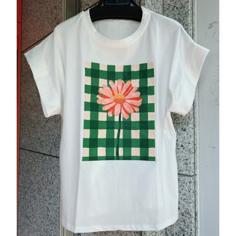 【XS〜Mサイズ】イタリアインポートTシャツ　チェック花