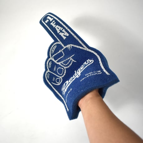 USED "LOS ANGELES DODGERS" FOAM FINGER