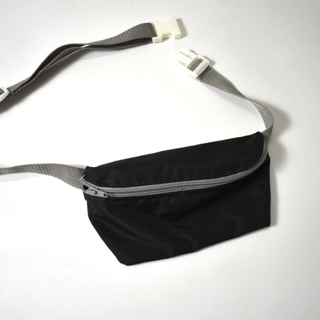NEW "LOS ANGELES APPAREL" NYLON FUNNY PACK