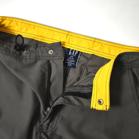 USED OLD "GAP" PARACHUTE PANTS
