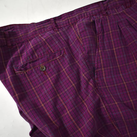 USED "BAXTER" 2-TUCK CHECK SHORT