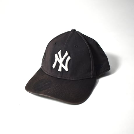 USED "NEW YORK YANKEES" CAP