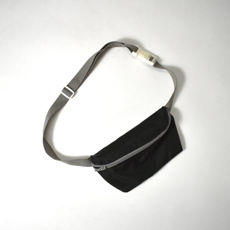 NEW "LOS ANGELES APPAREL" NYLON FUNNY PACK