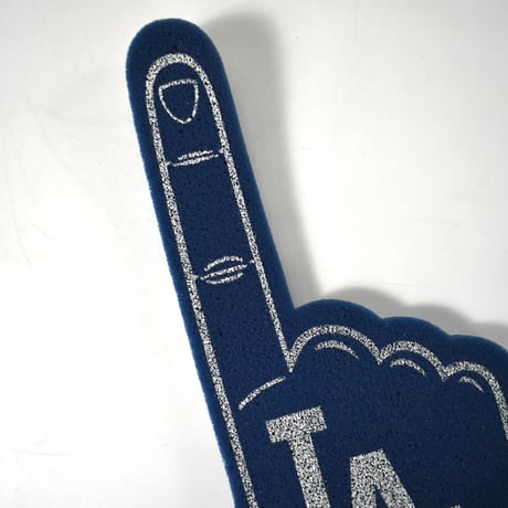 USED "LOS ANGELES DODGERS" FOAM FINGER
