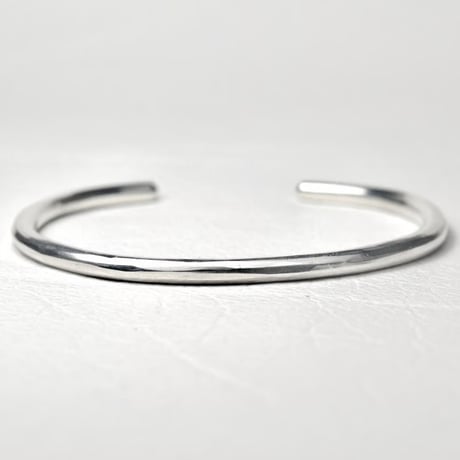 Forged SV950｜ Round Hammered EndMirror Cuff