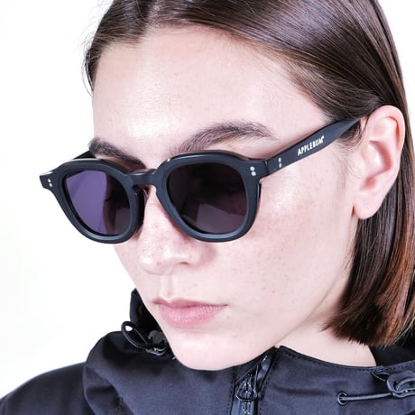 APPLEBUM / "LGA" MATTE SUNGLASSES