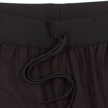 ACAPULCO GOLD / BLACK LABEL LOGO ACTIVE SHORTS