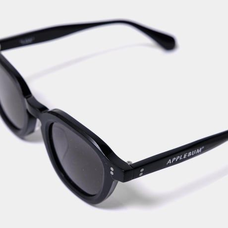 APPLEBUM / "LGA" MATTE SUNGLASSES