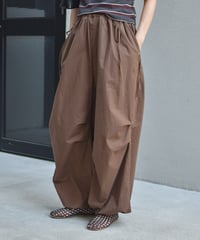 ライトコットンパラシュートカーブパンツ