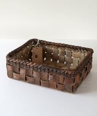 A4サイズが収まる 35cm×27cm 沢胡桃 置き籠 平織り 裏皮 (オズのかごバッグ)