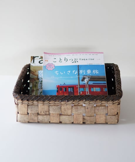 A4サイズが収まる 36cm×28cm 沢胡桃 置き籠 平織り (オズのかごバッグ)