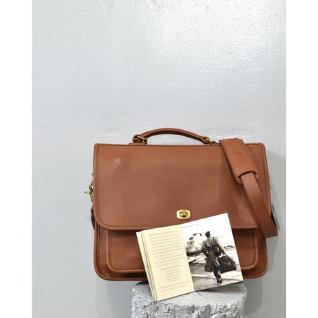 OLD COACH “Colebrooke Case” Leather 2Way Bag