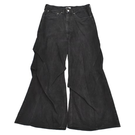 "Remake by VERS" Asymmetric Tuck Denim Trousers