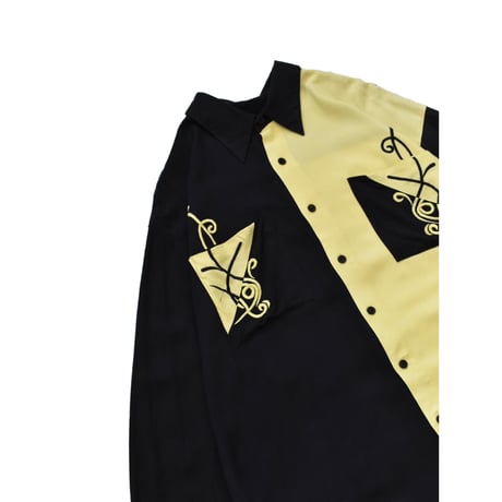 Two Tone Embroidery L/S Shirt