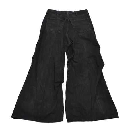 "Remake by VERS" Asymmetric Tuck Denim Trousers