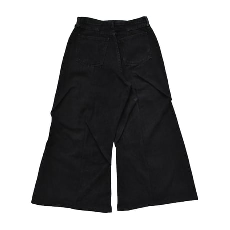 "Remake by VERS" Asymmetric Tuck Denim Trousers