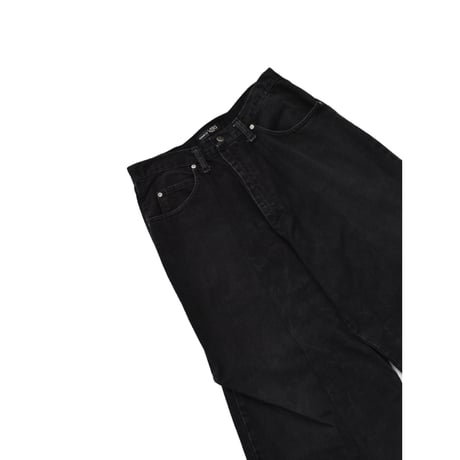 "Remake by VERS" Asymmetric Tuck Denim Trousers